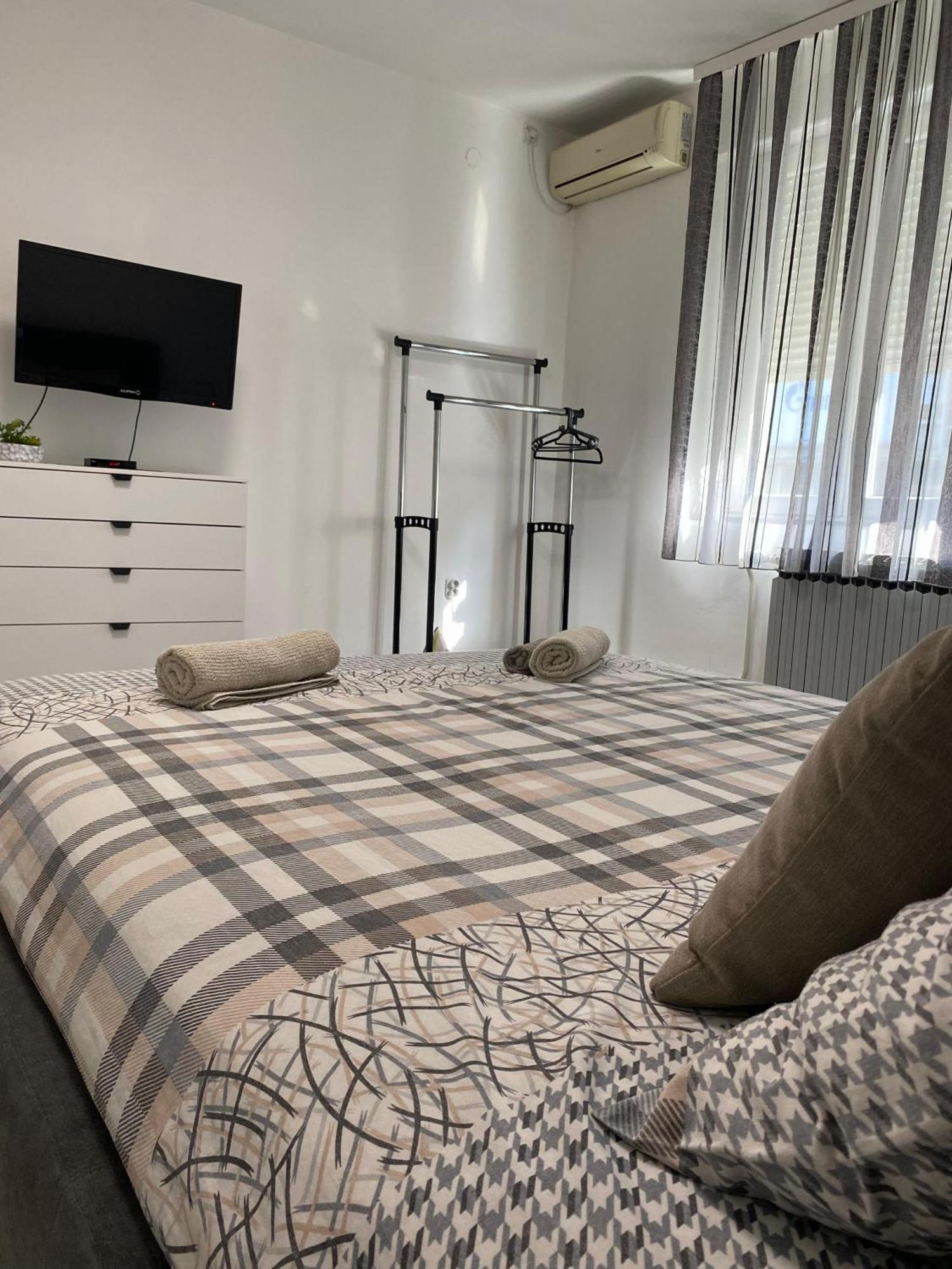 Grand Royal Διαμέρισμα Βελιγράδι Εξωτερικό φωτογραφία